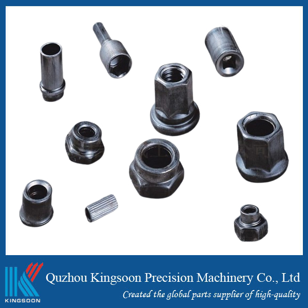 Come vengono prodotte e applicate le parti forgiate a freddo nei vari settori?